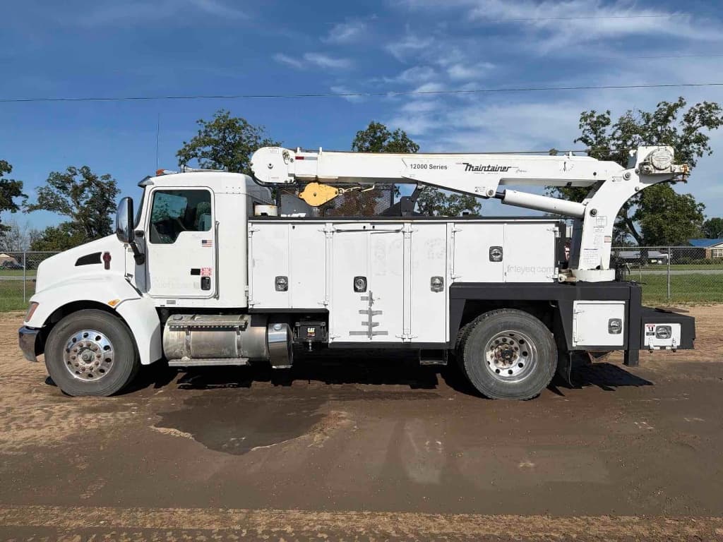2013 KENWORTH T370 — photo 1