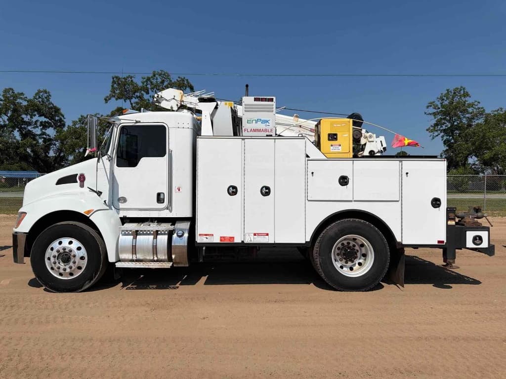 2018 KENWORTH T370 — photo 1