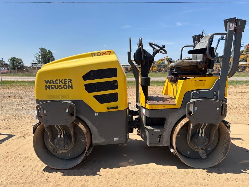 2015 WACKER NEUSON RD27120 — photo 1