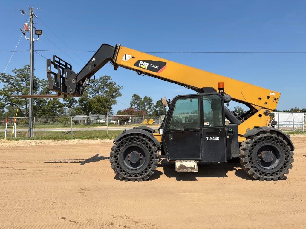 2014 CATERPILLAR TL943C — photo 1