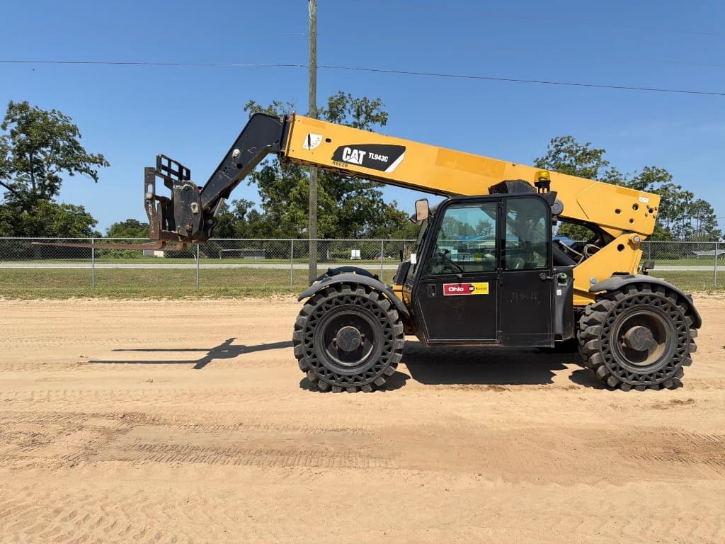 2014 CATERPILLAR TL943C — photo 1
