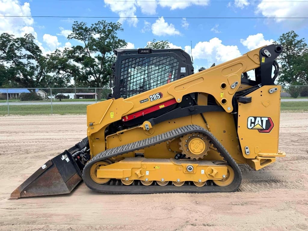 2025 CATERPILLAR 285 — photo 1
