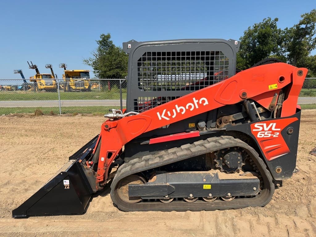 KUBOTA SVL65-2 — photo 1