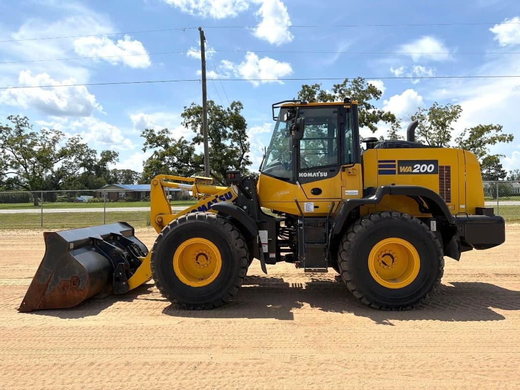2024 KOMATSU WA200-8 — photo 1