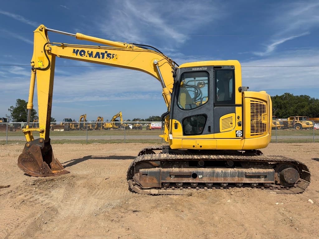 2017 KOMATSU PC138USLC-11 — photo 1