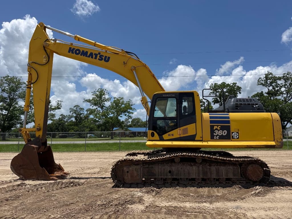 2016 KOMATSU PC360LC-11