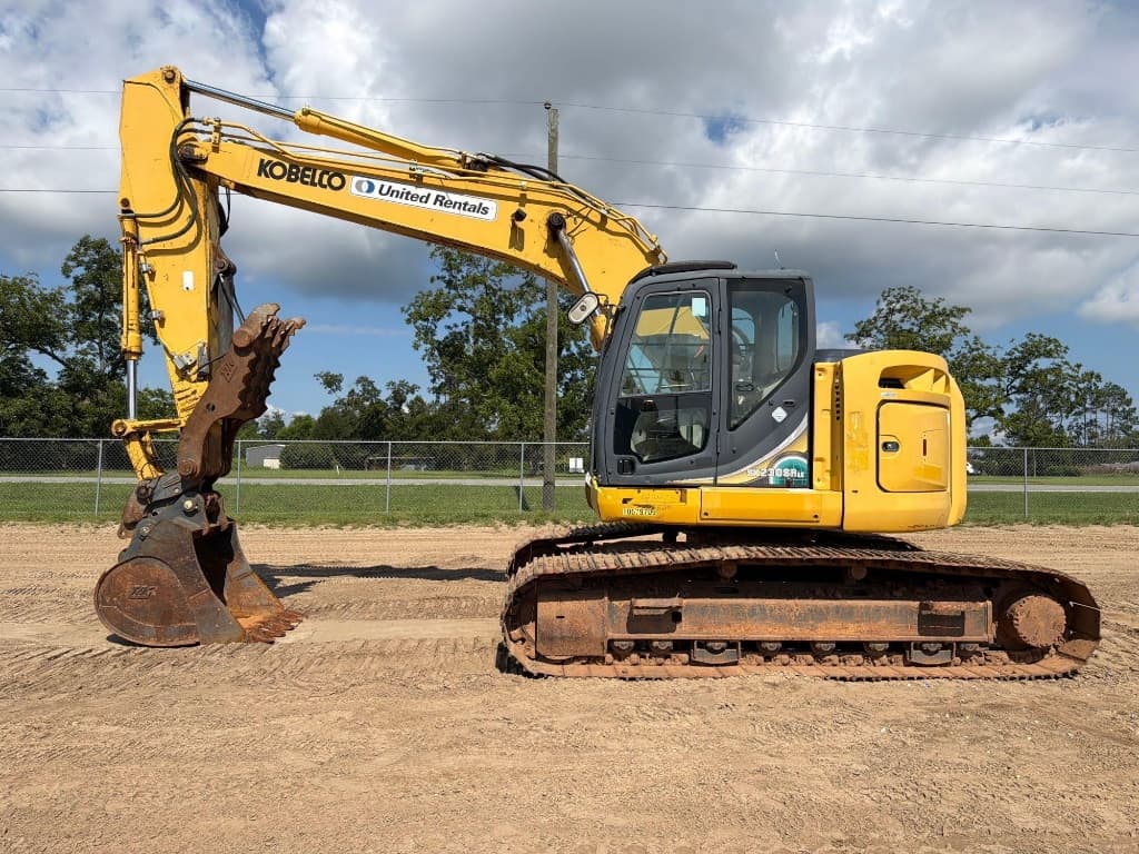 2017 KOBELCO SK230SRLC-5 — photo 1