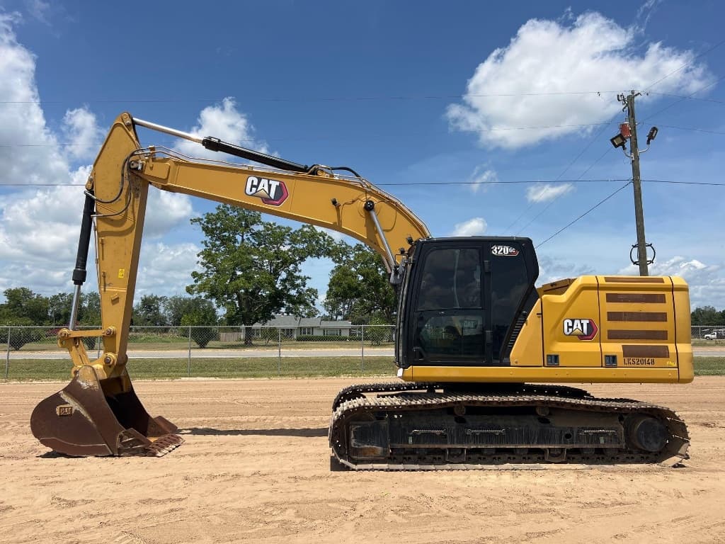 2022 CATERPILLAR 320 GC — photo 1