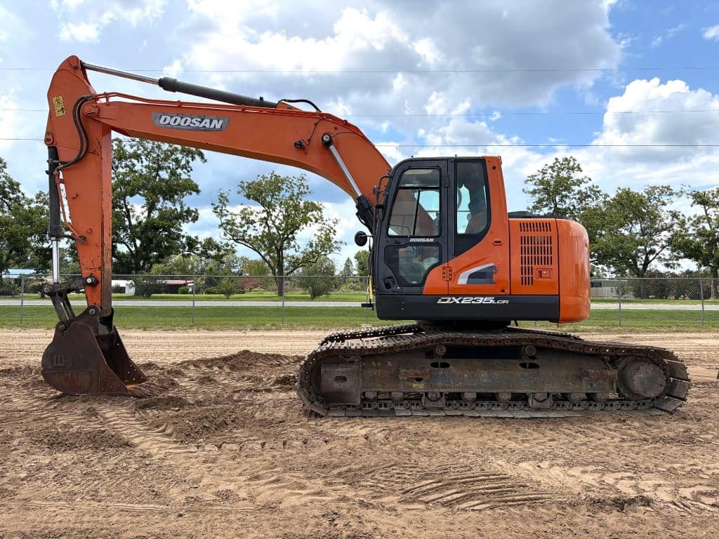 2018 DOOSAN DX235LCR-5 — photo 1