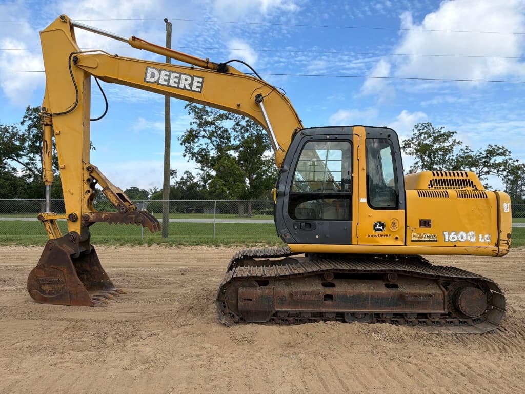 2006 JOHN DEERE 160C LC — photo 1