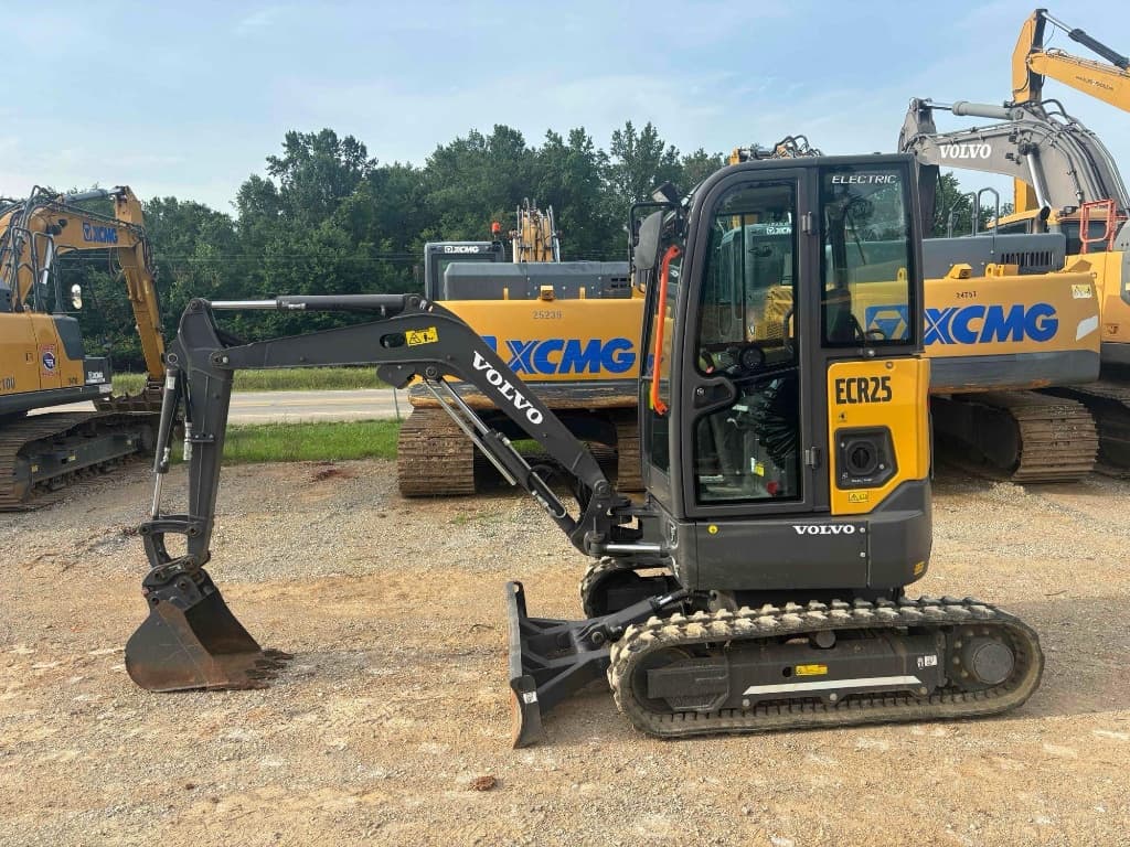 2022 VOLVO ECR25 — photo 1