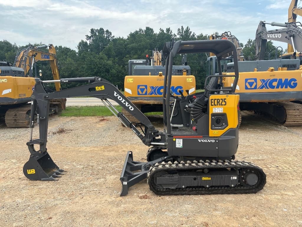 2023 VOLVO ECR25 — photo 1