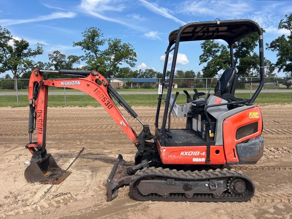 2017 KUBOTA KX018-4 — photo 1