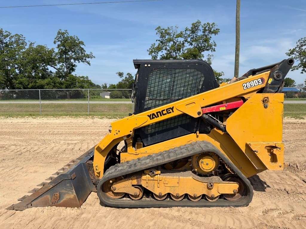 2021 CATERPILLAR 289D3 — photo 1