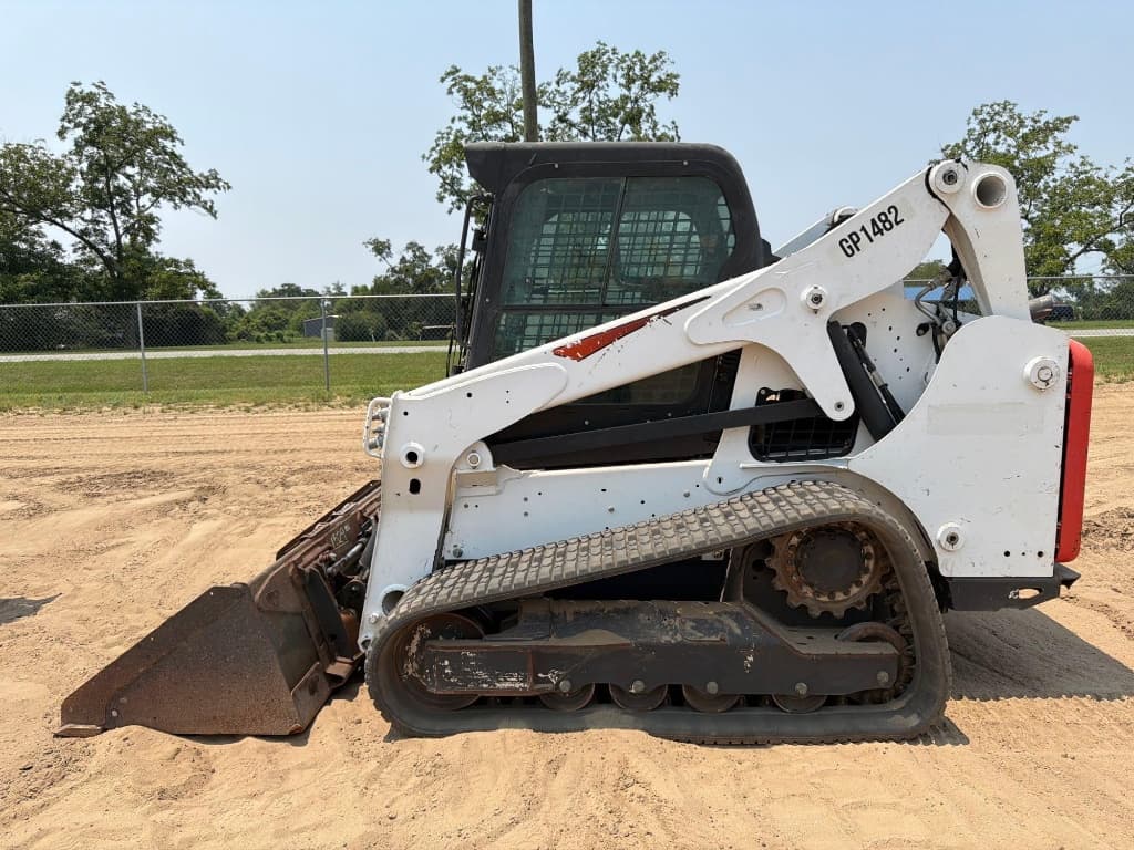 2019 BOBCAT T650 — photo 1