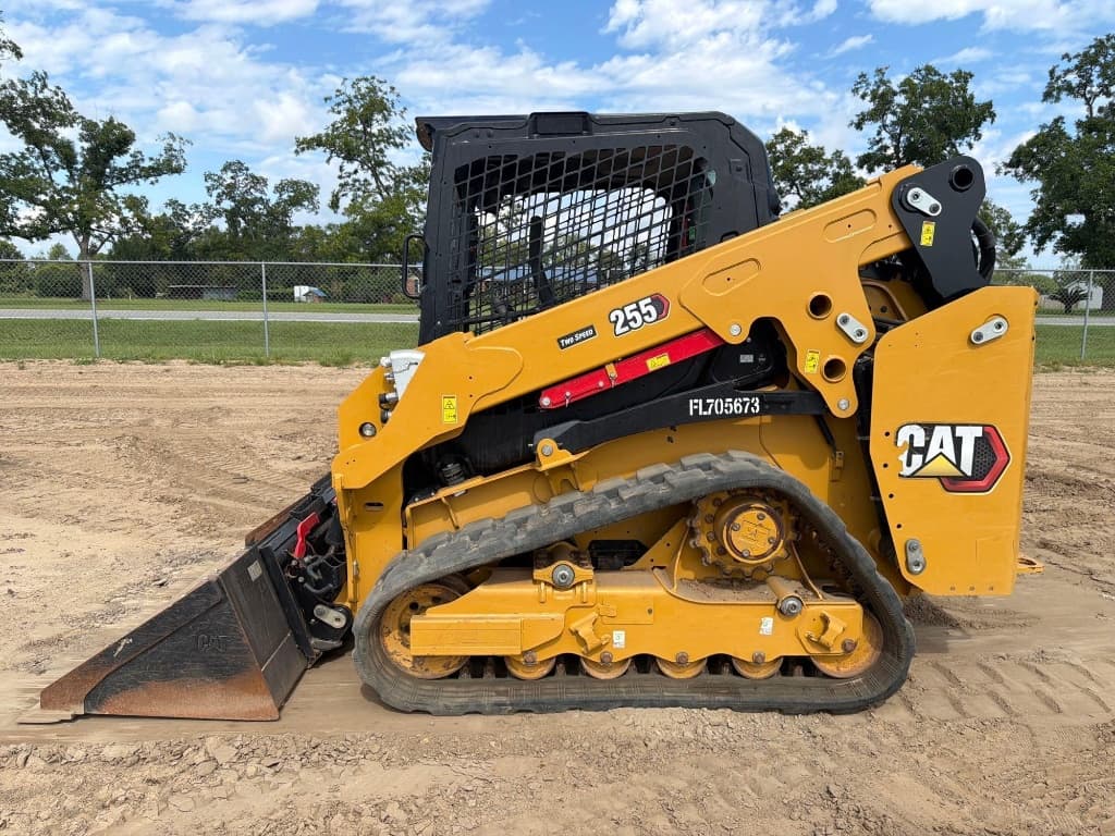 2024 CATERPILLAR 255 — photo 1