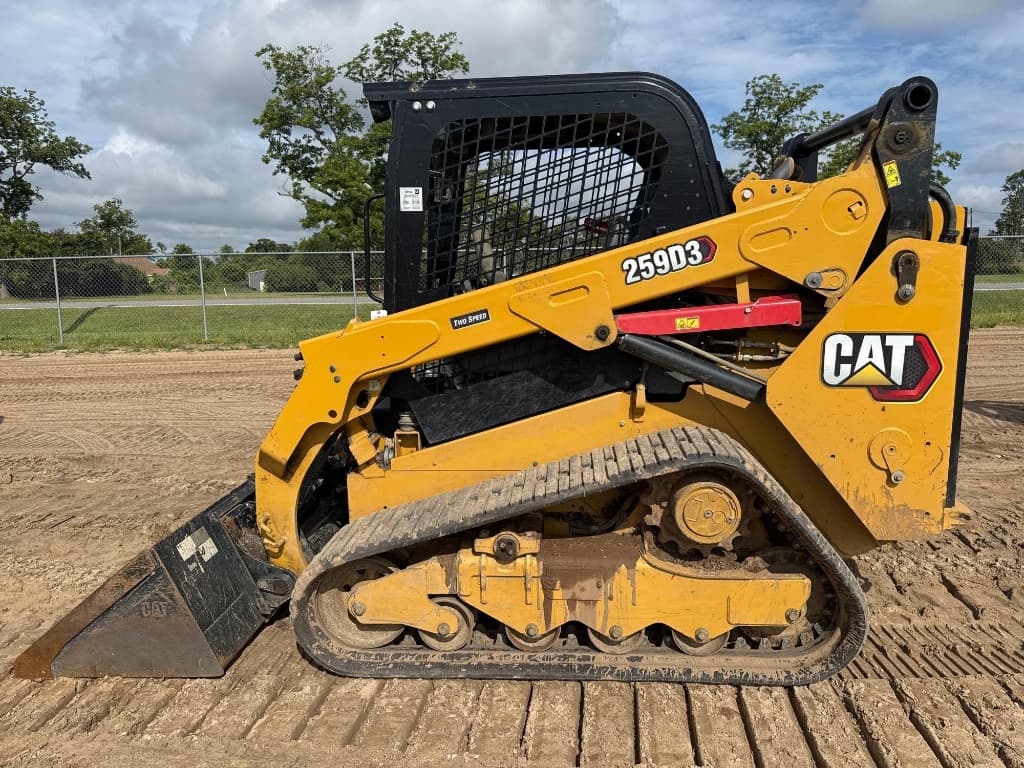 2021 CATERPILLAR 259D3 — photo 1