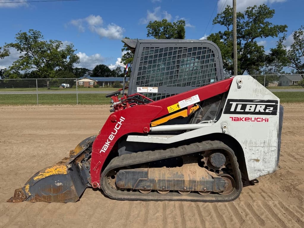 2024 TAKEUCHI TL8R2 — photo 1