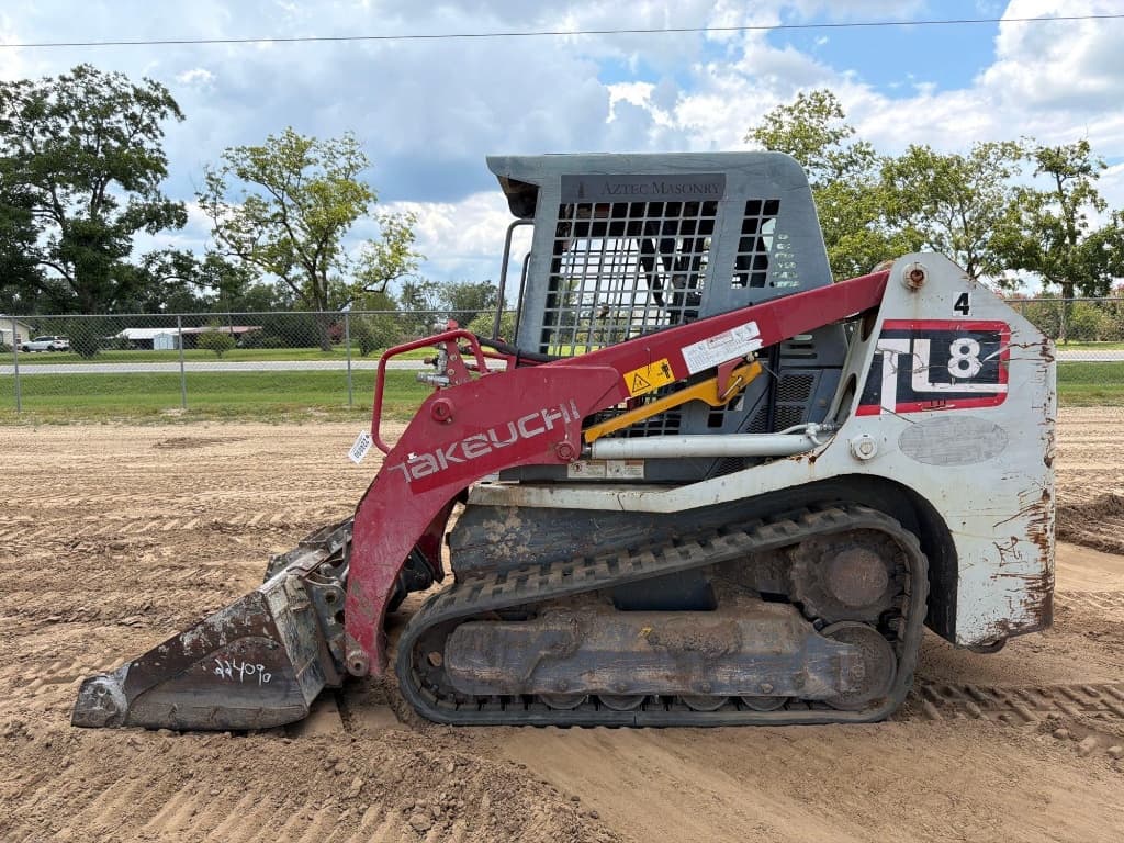 2016 TAKEUCHI TL8 — photo 1