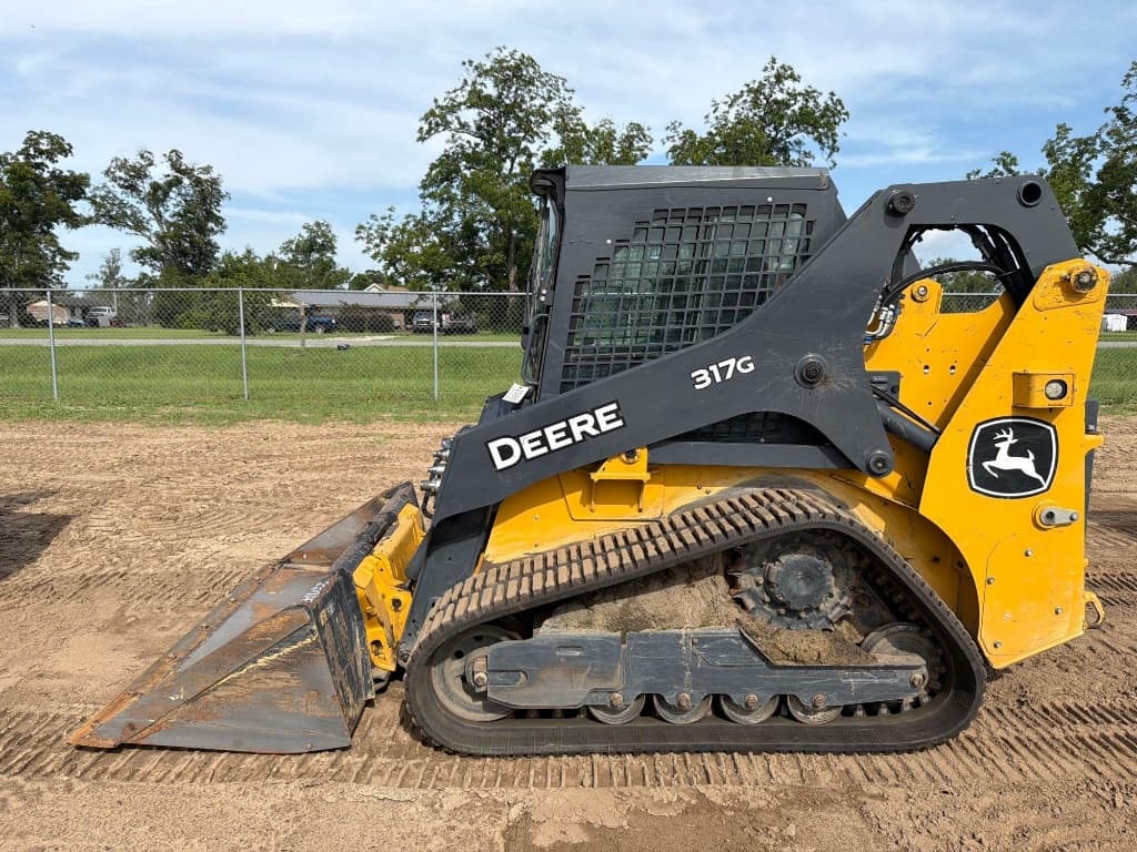 2024 JOHN DEERE 317G — photo 1