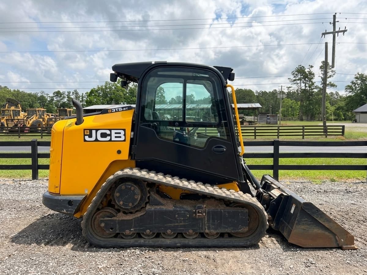2021 JCB 3TS-8T — photo 1