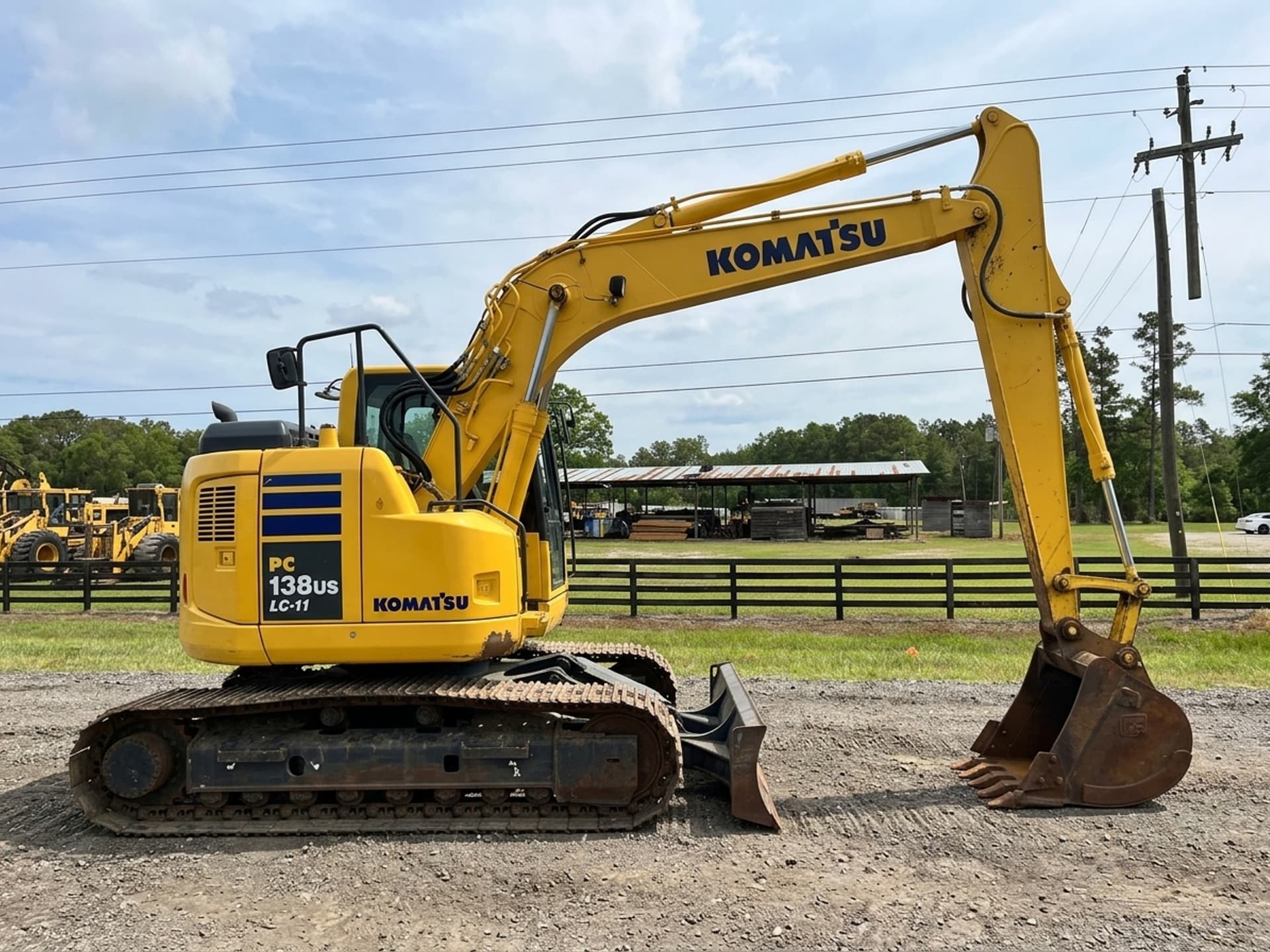 2017 KOMATSU PC138US LC-11 — photo 1