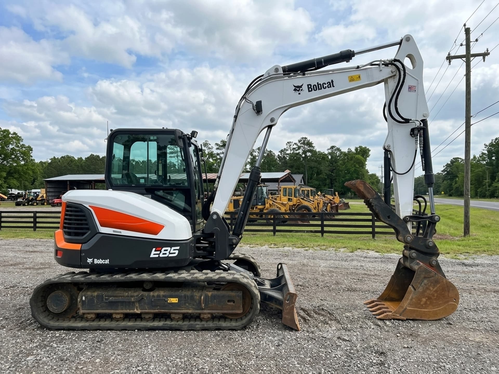 2020 BOBCAT E85 — photo 1