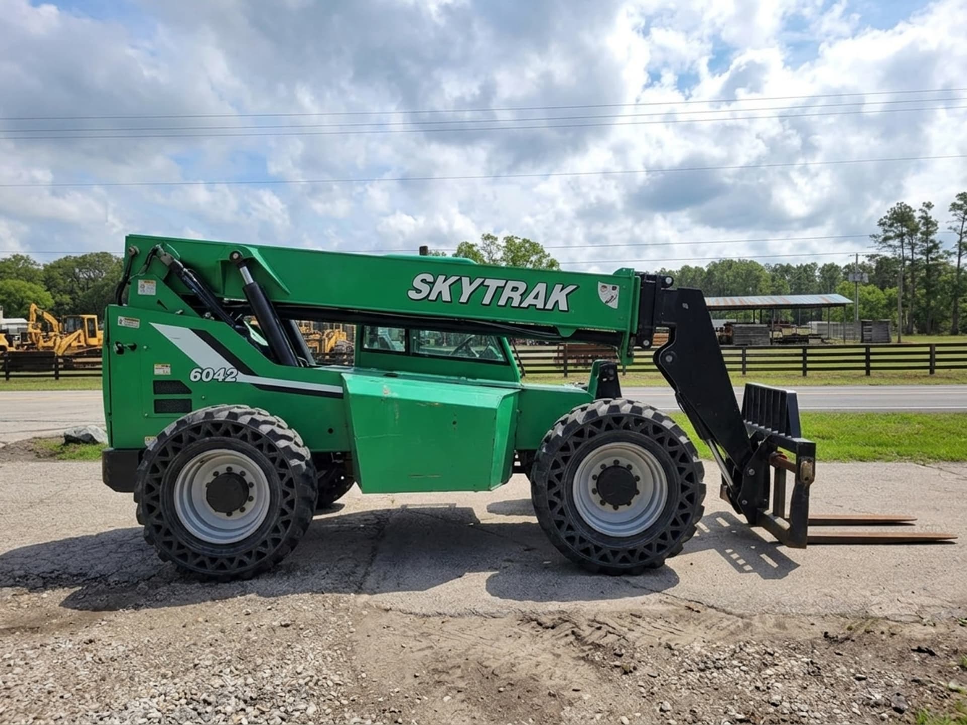 2016 SKY TRAK 6042 — photo 1