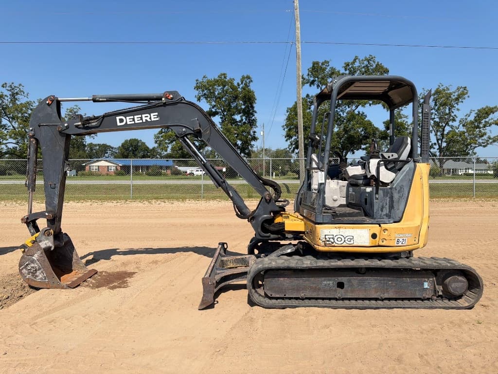 2013 JOHN DEERE 50G — photo 1