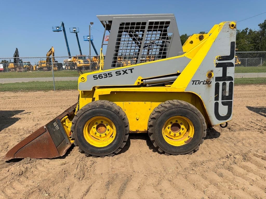 GEHL 5635 SXT — photo 1