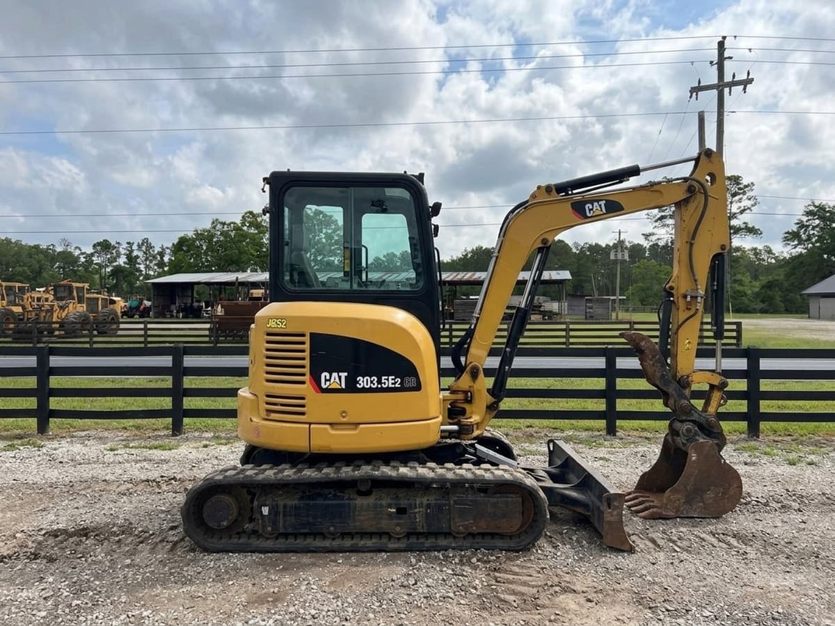 2015 CATERPILLAR 303.5E2 CR — photo 1