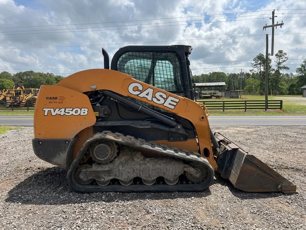 2021 CASE TV450B — photo 1