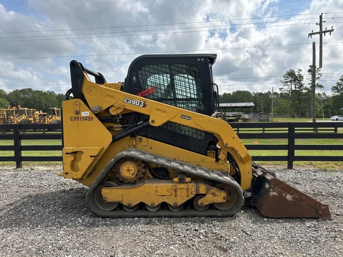 2021 CATERPILLAR 259D3 — photo 1