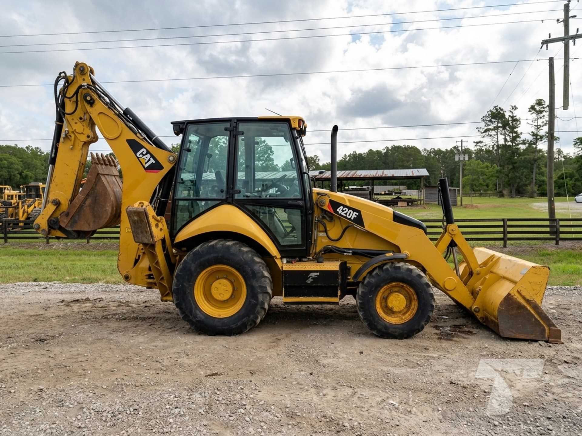 2014 CATERPILLAR 420F — photo 1
