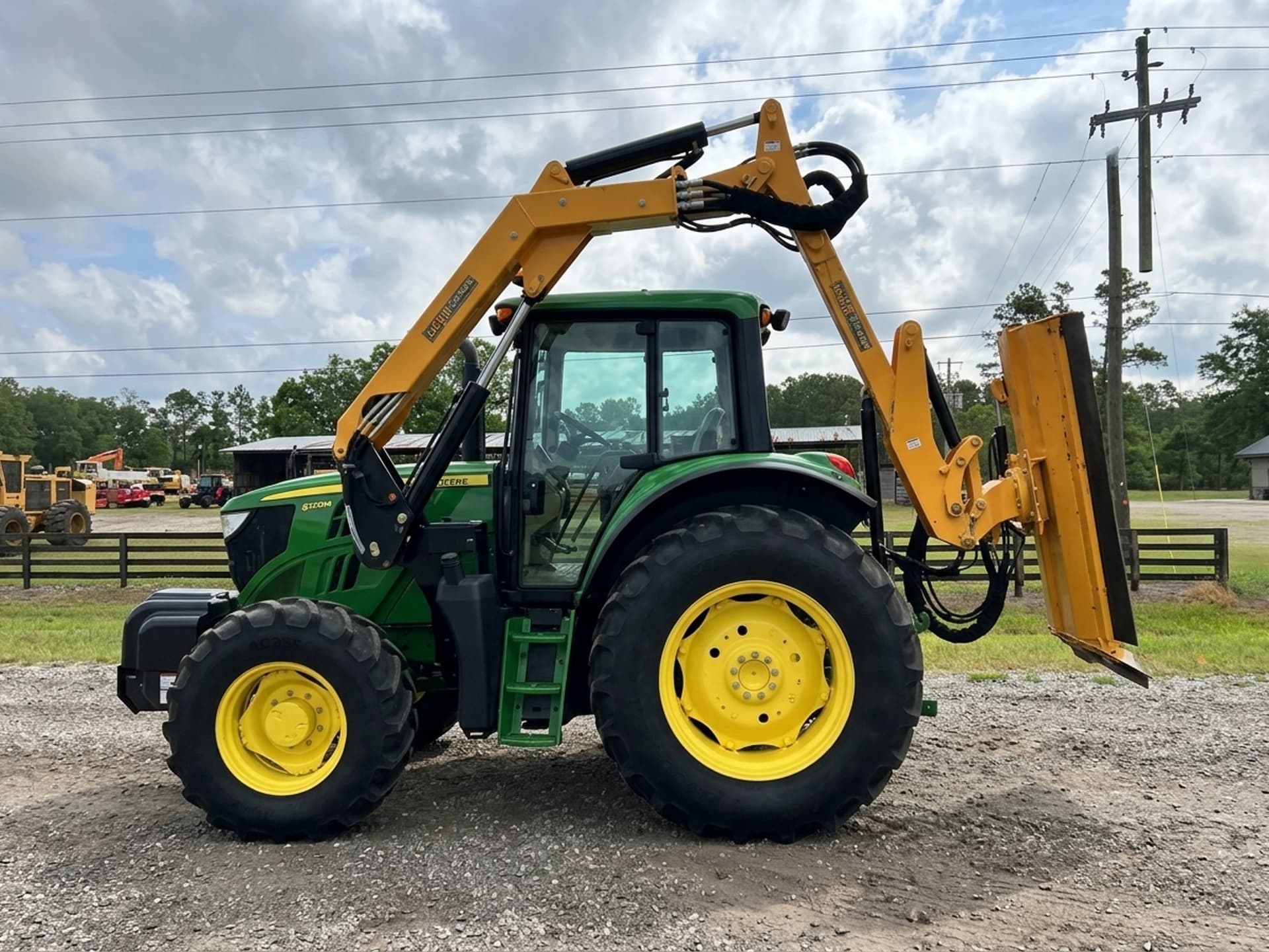 2018 JOHN DEERE 6120M